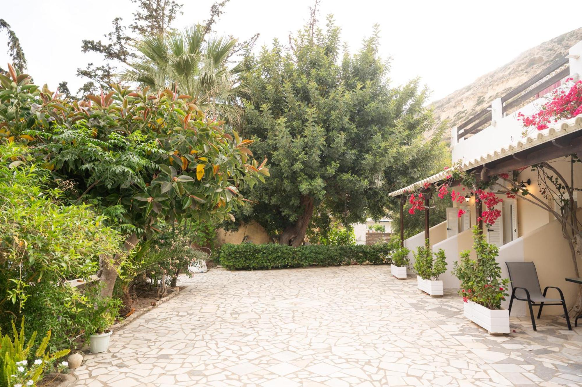 Pension Romantika Matala  Exterior photo