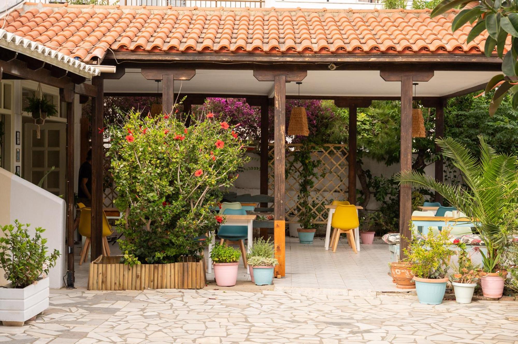 Pension Romantika Matala  Exterior photo